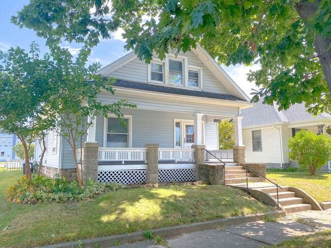 Photo - 1106 S Buckeye St