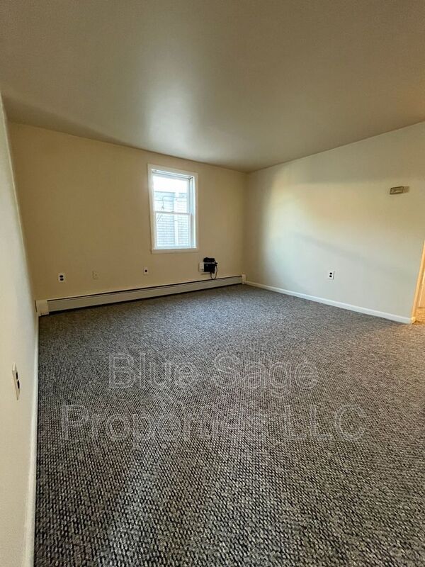 Photo - 1010 Yates Ave Unit 2A (front)