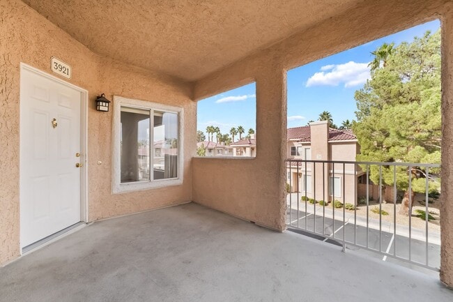 Photo - Charming Henderson Condo in Gated Communit...