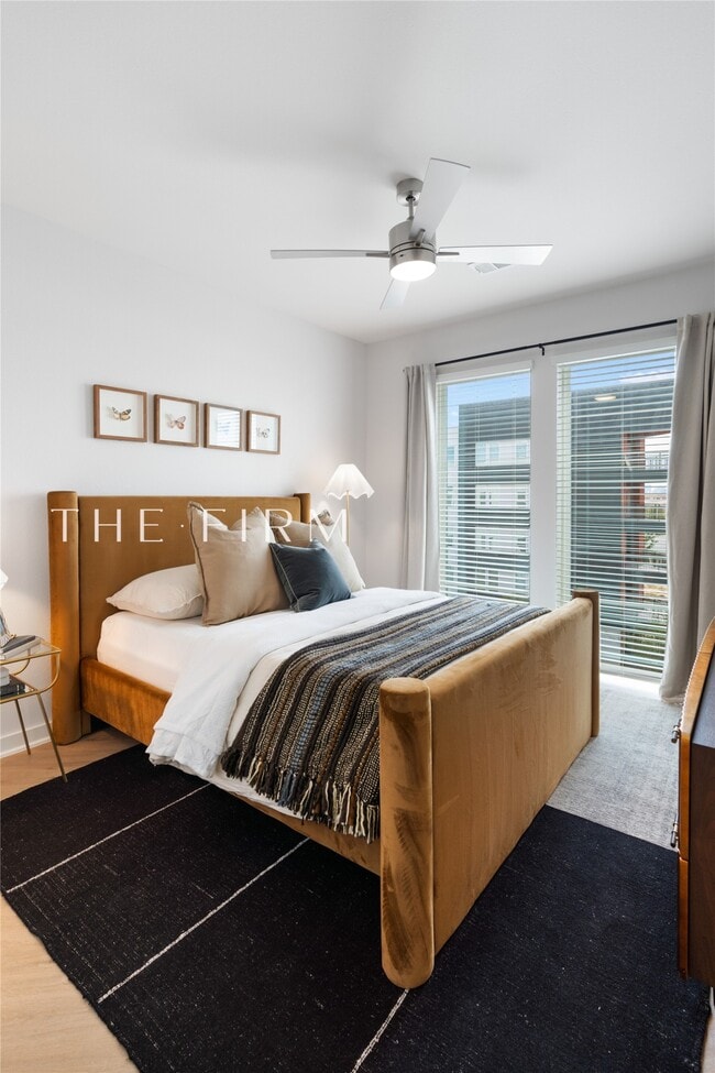 Photo - 3001 W 11th St Unidad 537