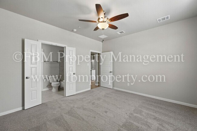Photo - 2908 Milana Dr