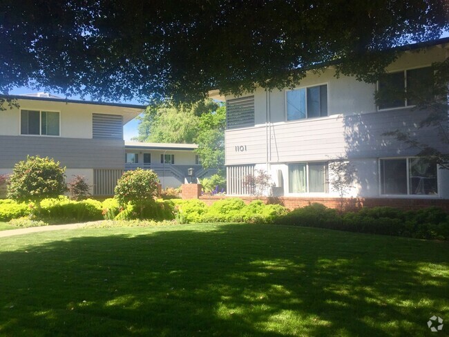 Building Photo - Noel Court Apartments