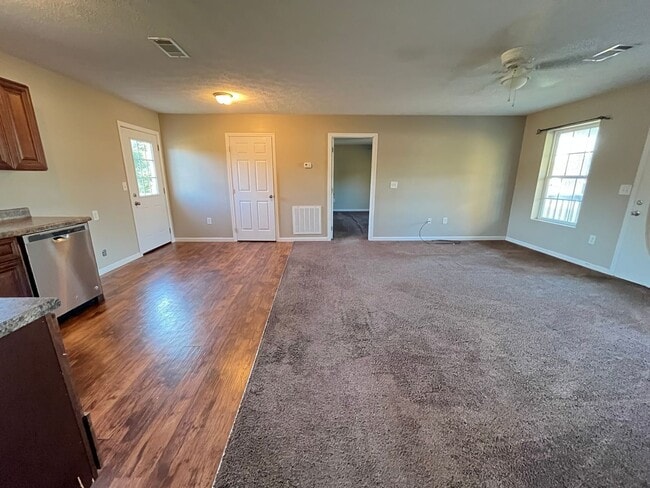 Photo - 3 bedroom 2 bath single family home in White Pine