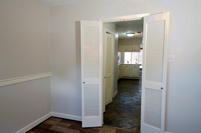 Photo - 11203 Verlaine Dr