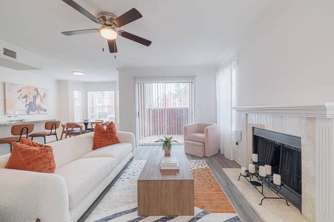 Photo - The Elle Collection