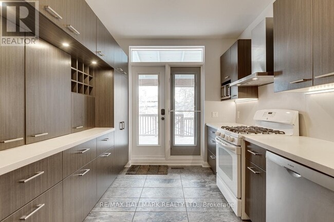 Photo - 262 Highfield Rd