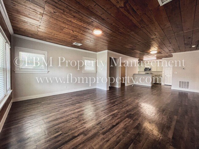 Photo - 104 Sunset Cir