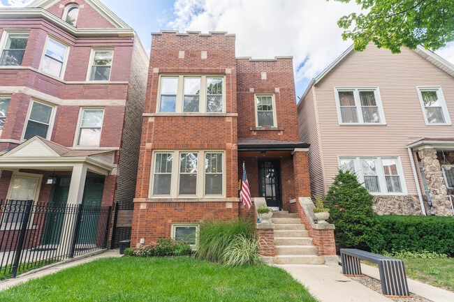 Photo - 2732 N Monticello Ave Unit G