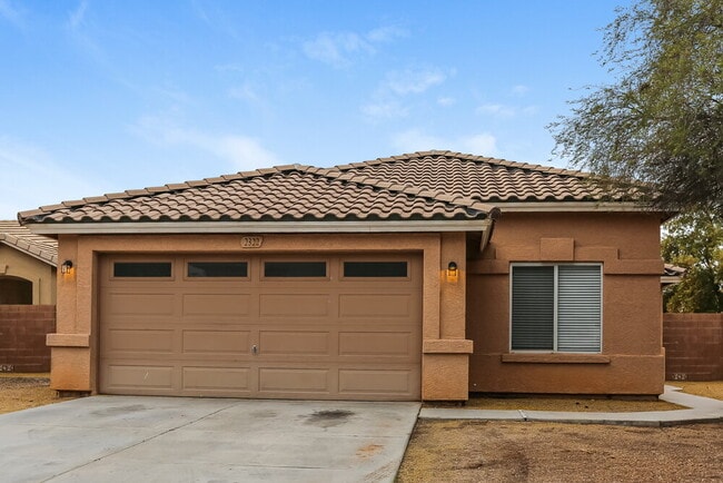 Building Photo - 2322 S 65th Dr Rental