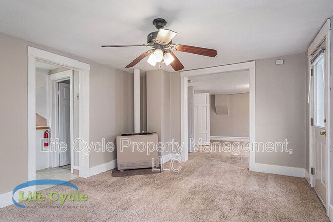 Photo - 1004 Chatham St NW