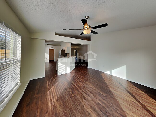 Photo - 3050 Elbib Dr