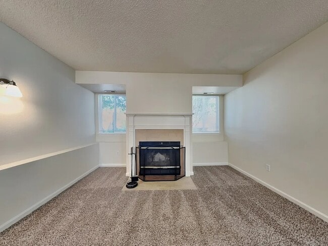 Photo - 21905 Saddlebrook Ct