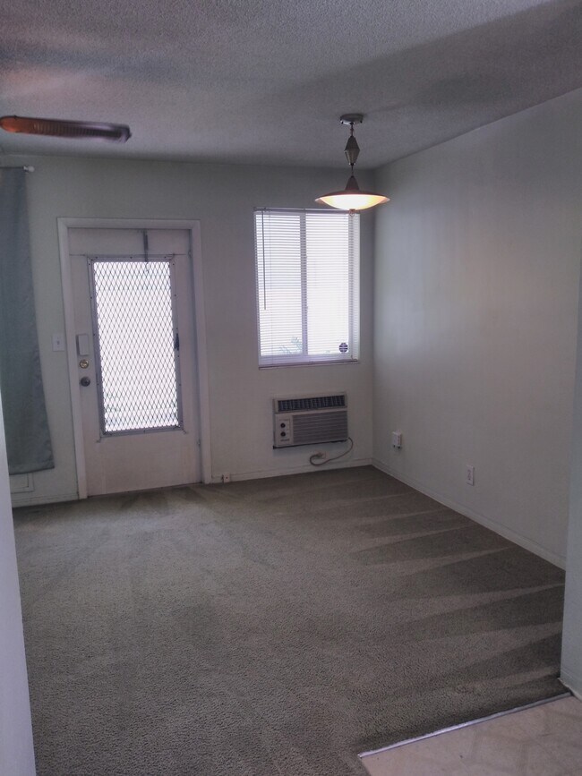 1524 SE 2nd St Unidad 4