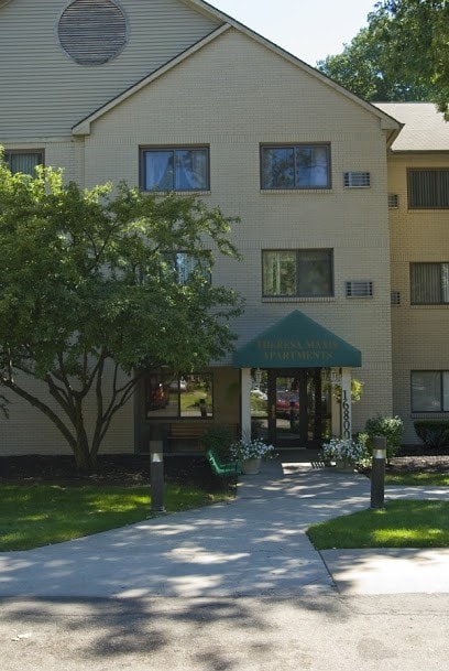 Photo - Theresa Maxis Apartments