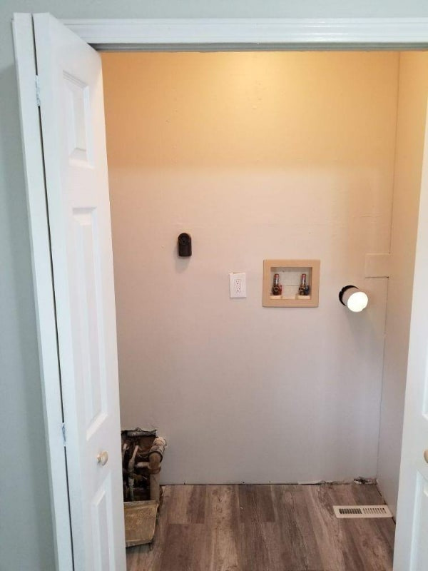 Photo - 21901 Sloman St