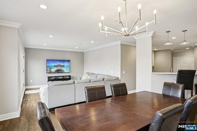 Photo - 343 The Promenade Unit 343