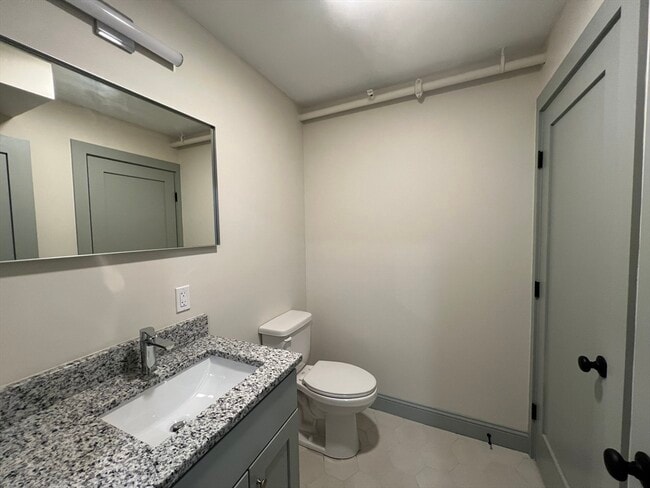 Photo - 160 Seabury St Unit 42