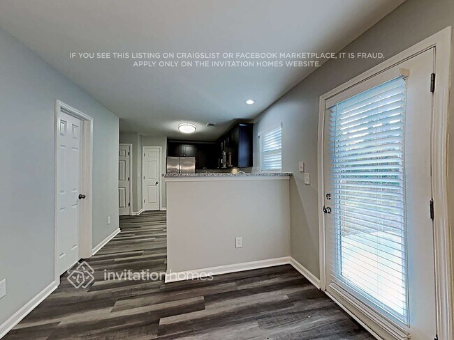 Photo - 904 Grass Hollow Ct