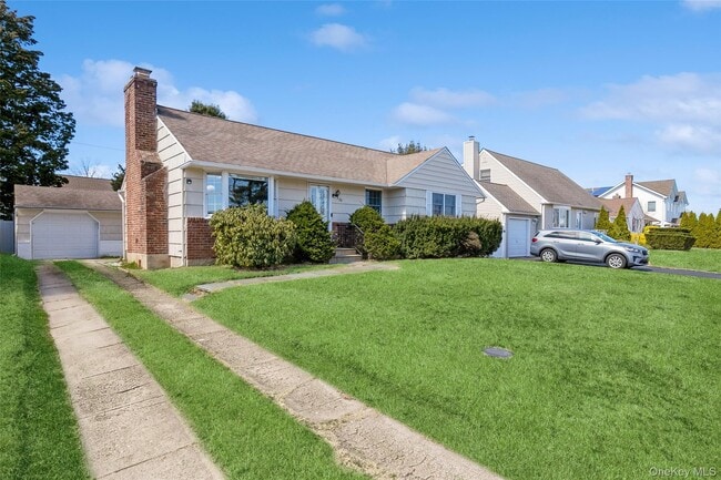 Photo - 26 Whitman Ave