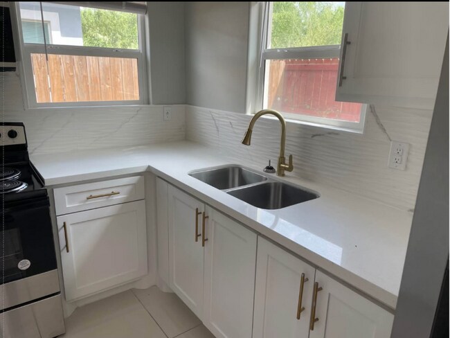 Photo - 201 W Rutherford Ave Apartamento Unidad 1