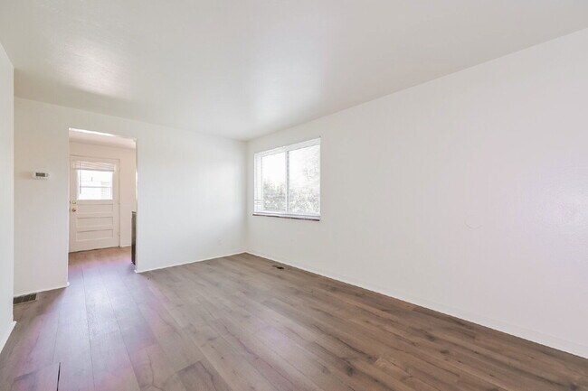 Photo - 9295 E 14th Ave