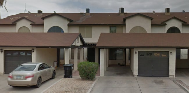Photo - 304 E Lawrence Blvd A Townhome