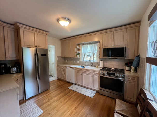 Photo - Beautiful 2-story white brick house ITB