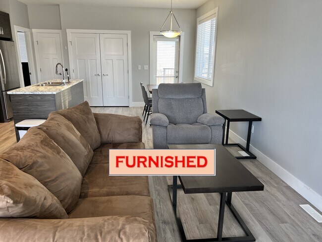 Photo - 8424-A-8488 88 Ave