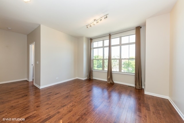 Photo - 323 Aspen Pointe Rd