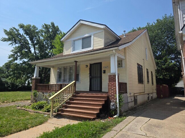 Photo - 5276 Maryland St