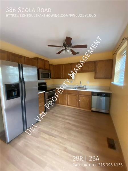 Photo - 386 Scola Rd