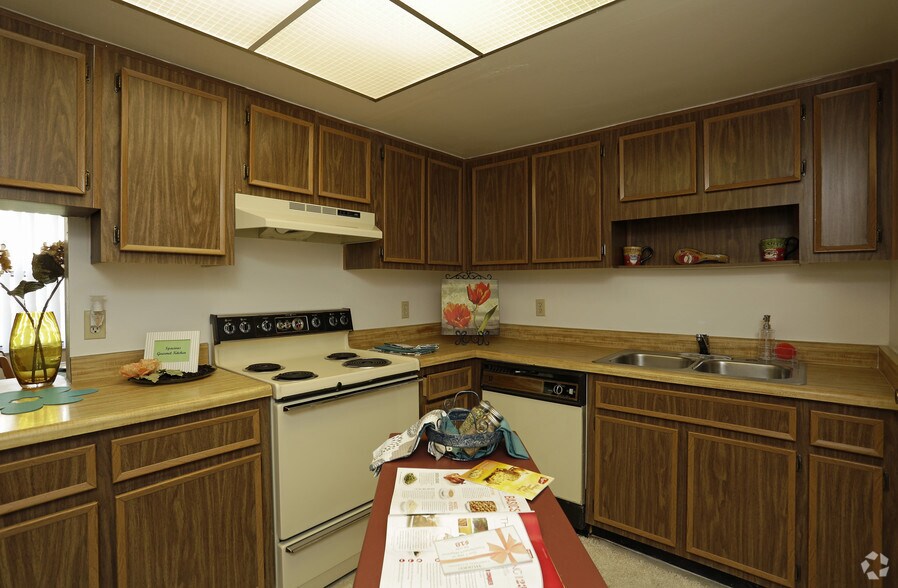 Dalton Place Apartments For Rent in Sanford, FL