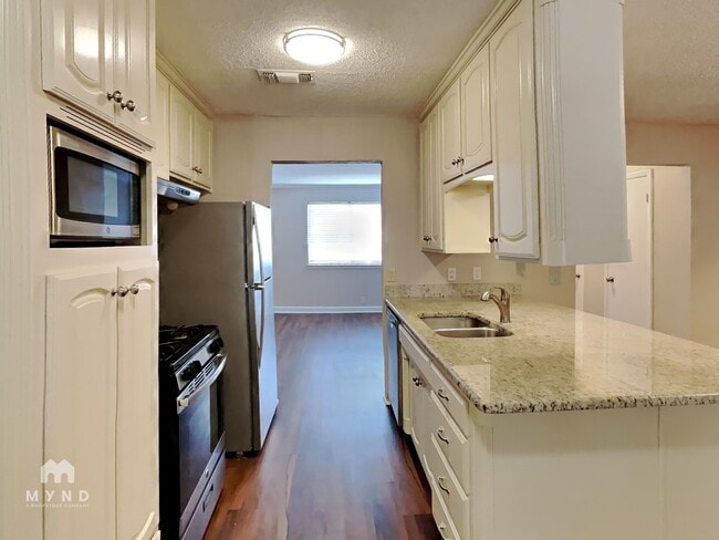 Photo - 129 NE Michael Dr