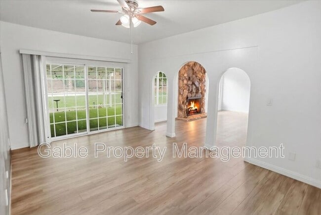 Photo - 27277 Garza Dr