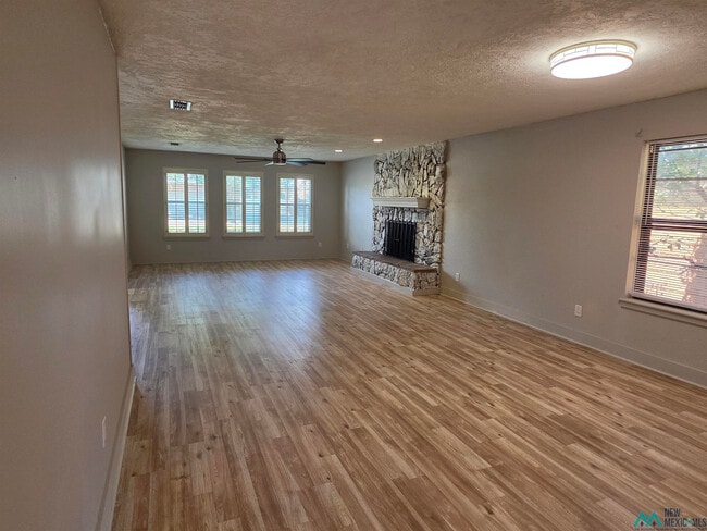 Photo - 2125 Circlewood Pl
