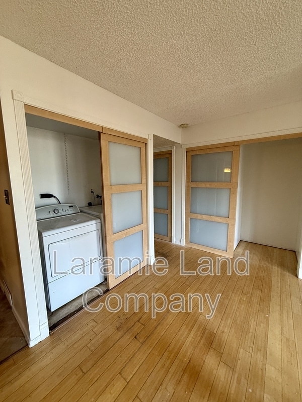 Photo - 1227 Downey St