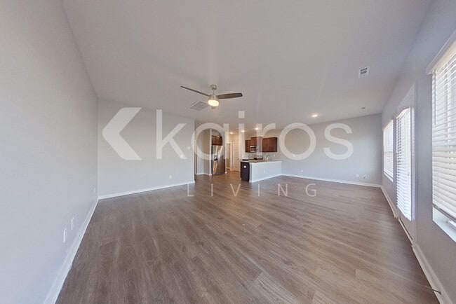 Photo - 7219 Chatfield Wy NW