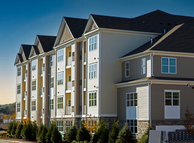 Building Photo - 34 Bank at Netcong Rental