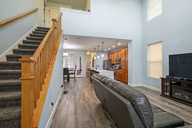 Photo - 4489 Milford Dr