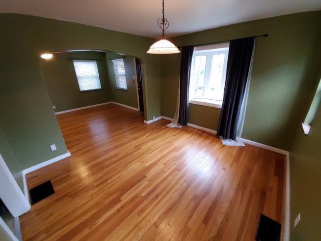 Photo - 2240 Glenside Ave