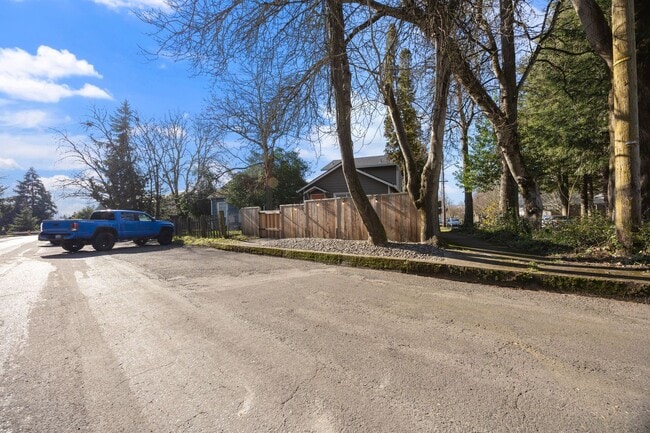 Photo - 2Bed/2Bth in Vancouver