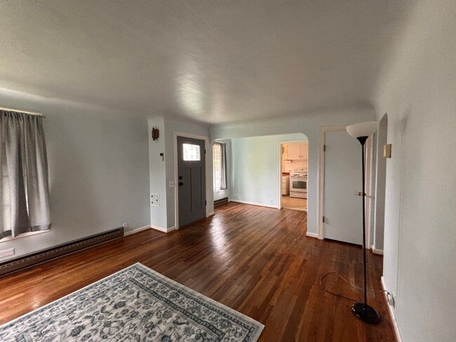 Photo - 777 NW 9th St