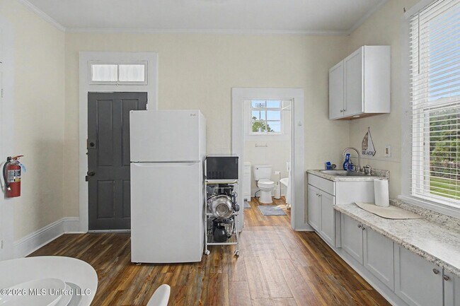 Photo - 129 Fayard St Unit 4