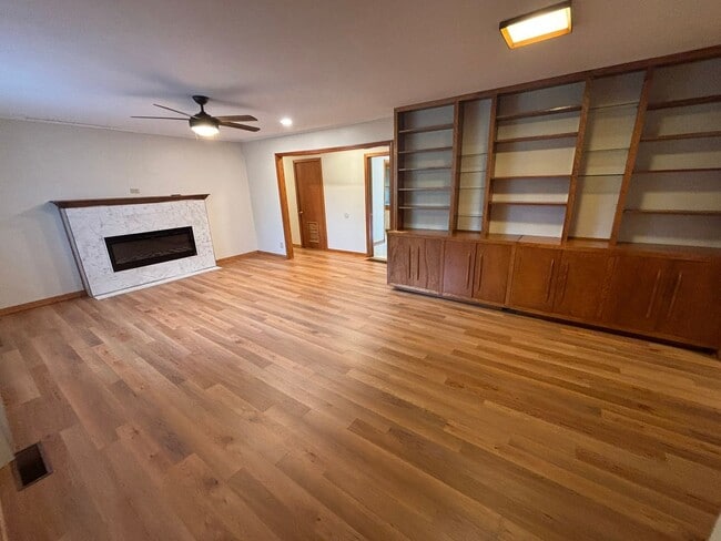 Photo - 1054 N Eva Ave