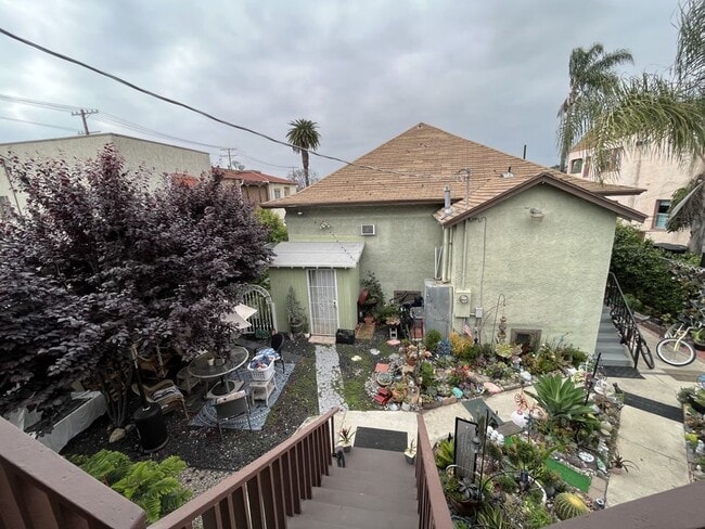 Photo - 1374 W 37th Pl