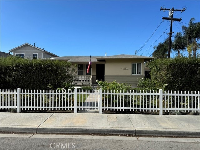 Photo - 281 Del Mar Ave House