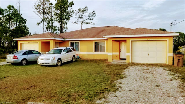 Building Photo - 1027 Jaguar Blvd Rental