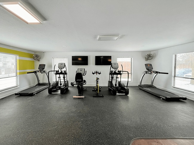 ¡Sala de ejercicios cardiovasculares en nuestro gimnasio en el lugar!