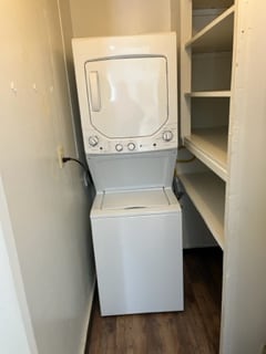 Photo - 503 W 1st St