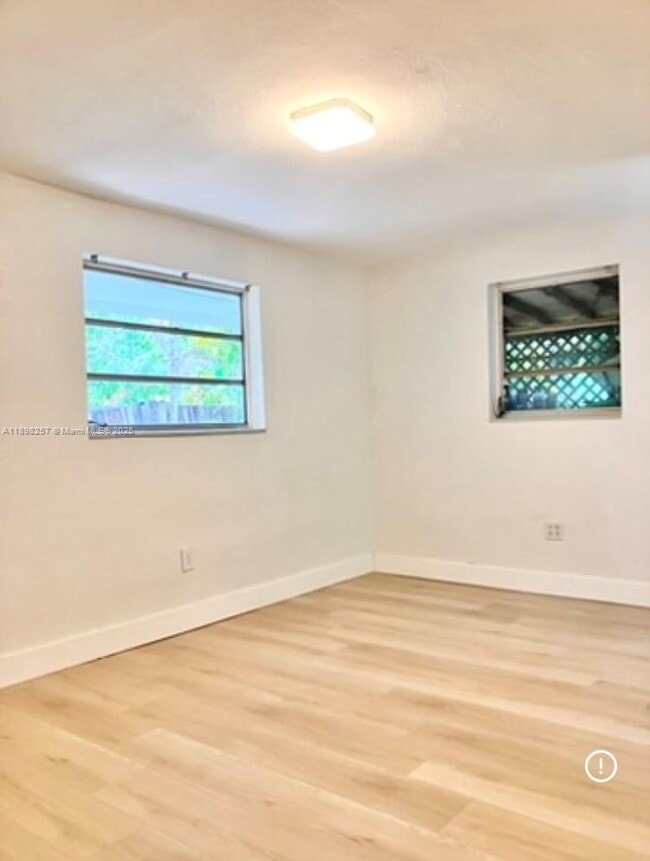 Photo - 2538 SW 11th St Unit 2